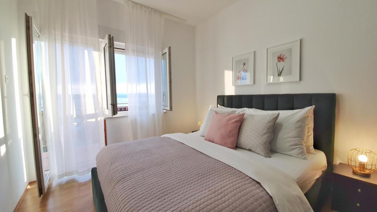 Seaview Apartment With Balcony And Terrace Barac Crikvenica Luaran gambar