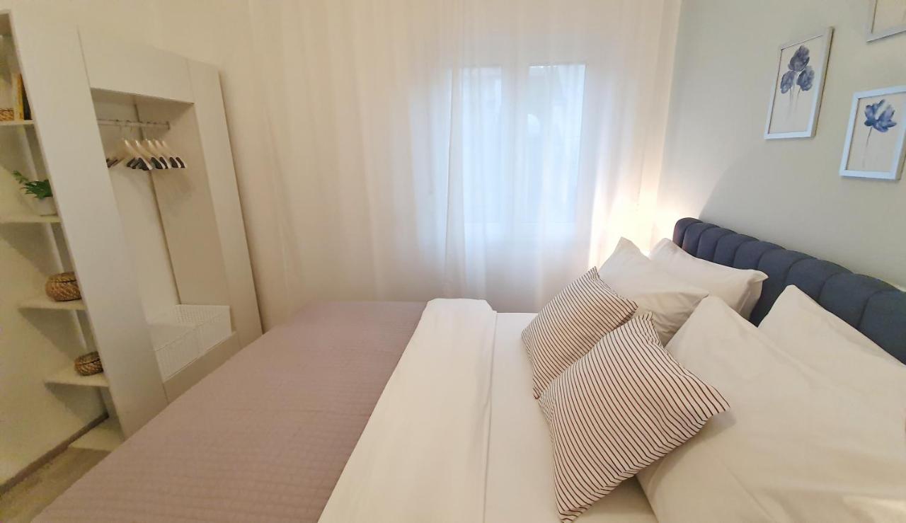 Seaview Apartment With Balcony And Terrace Barac Crikvenica Luaran gambar